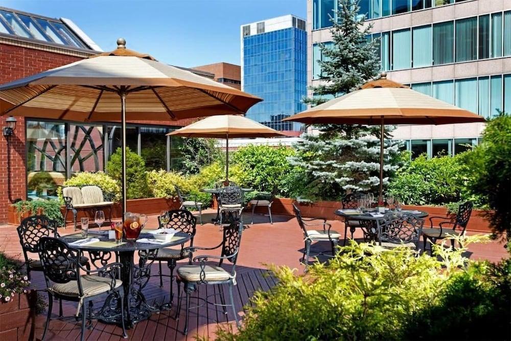 The Prince George Hotel Халифакс Екстериор снимка